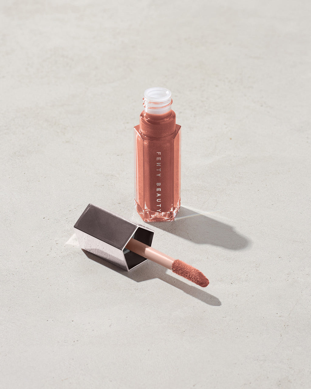 Gloss Bomb Universal Lip Luminizer — Fenty Glow