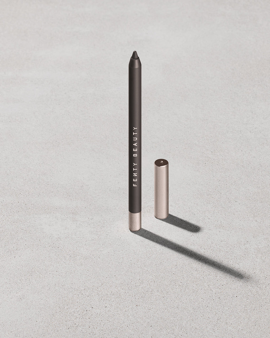 Trace'd Out Longwear Waterproof Pencil Lip Liner — Coal Blooded
