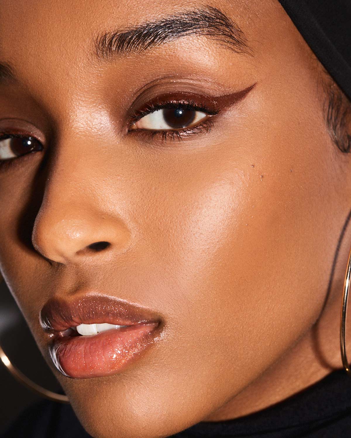 Flyliner Longwear Liquid Eyeliner — In Big Truffle